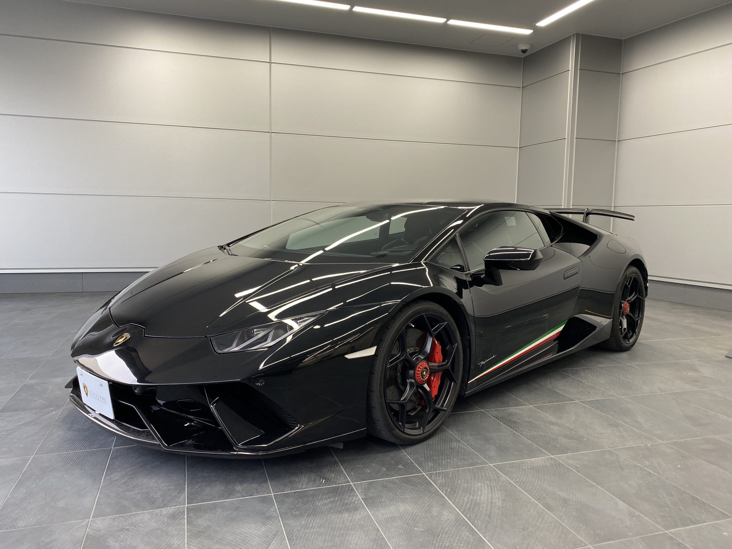 SOLD】Huracan Performante - ランボルギーニ大阪 | ランボルギーニ 