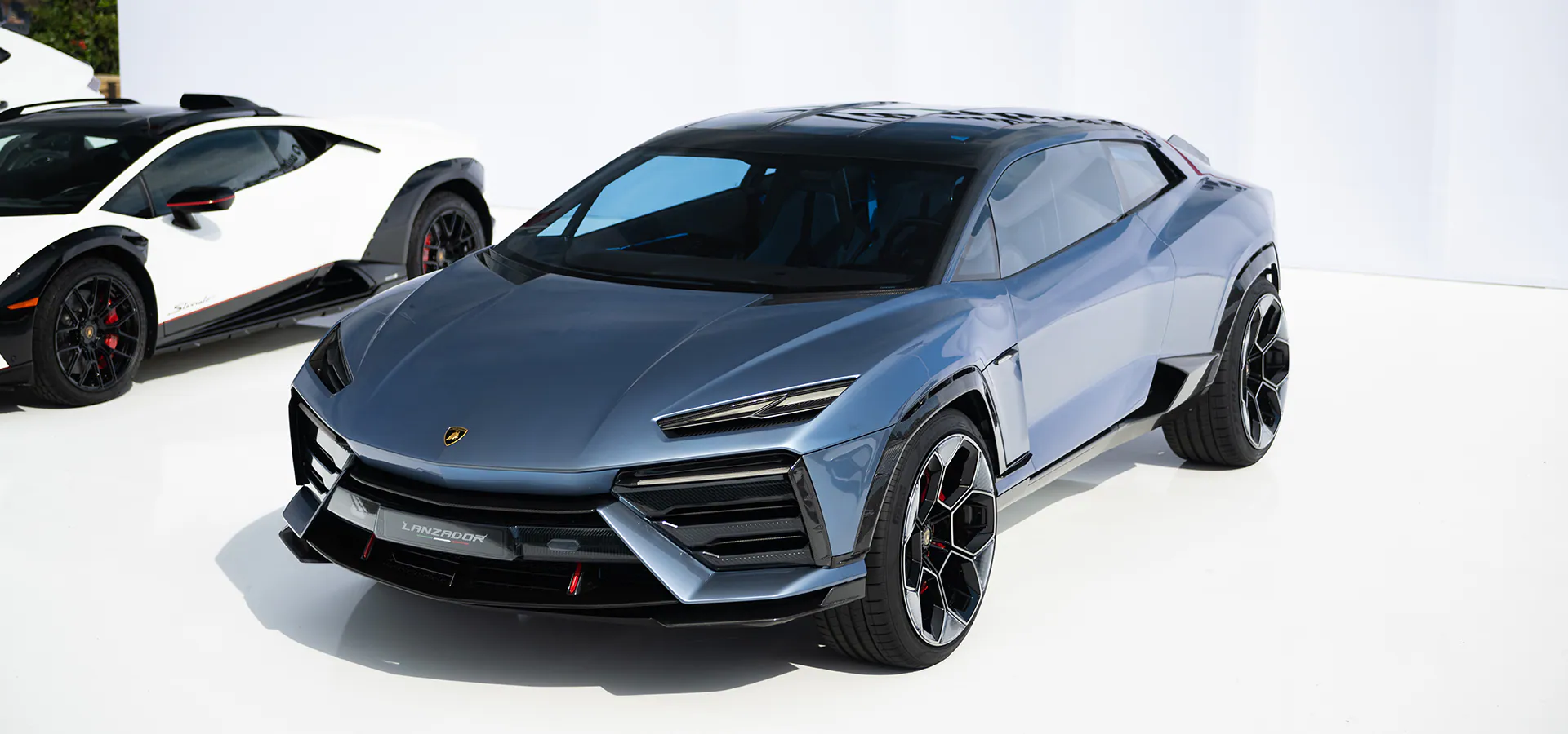 LAMBORGHINI UNVEILS CONCEPT CAR LANZADOR AT MONTEREY CAR LAMBORGHINI UNVEILS CONCEPT CAR LANZADOR AT MONTEREY CAR